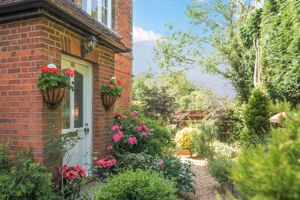 Photo 18- click for photo gallery